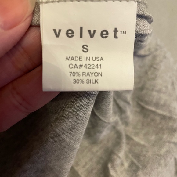 Authentic Velvet dress - Picture 4 of 8